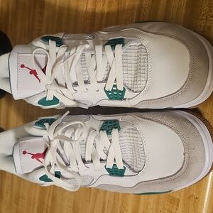 Nike sb jordan 4s pine green size 13
